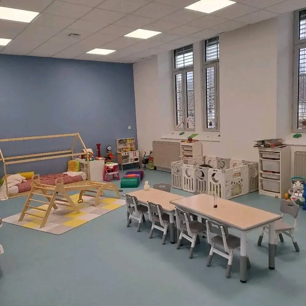 intérieur de la maison d'assistantes maternelles