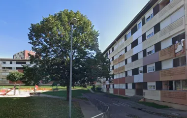 Façades bâtiment rue Descartes à Dole