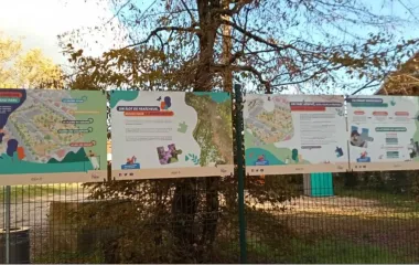 Panneaux présentant le projet de rénovation du parc urbain de la Maladière